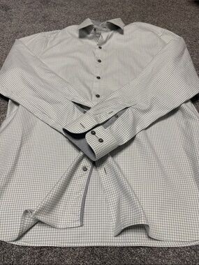 Men's Dress Shirt in Light Gray Micro-Pattern